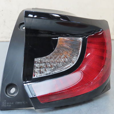 Feu arrière droit Toyota YARIS (_P21_, _PA1_, _PH1_) 1.5 hybrid (mxph10, mxph11) (2020) 5 portes