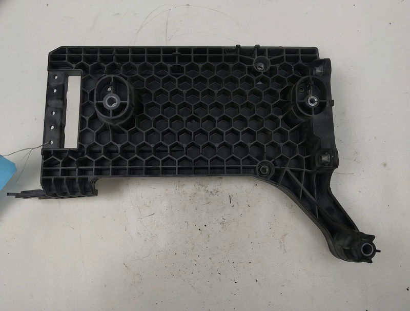 Support de batterie de traction Skoda OCTAVIA IV Combi (NX5) 1.4 tsi iv (2020)