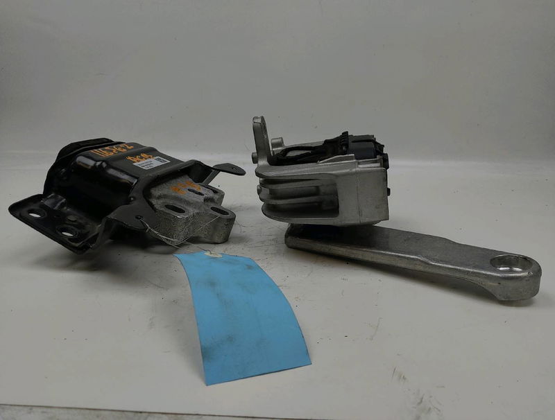 Support moteur Skoda OCTAVIA IV Combi (NX5) 1.4 tsi iv (2020)