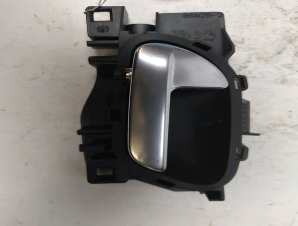 Poignee int porte avg Citroën DS4 (NX_) 1.6 hdi 110 (2011-2015)