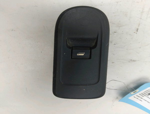 Commande lève-glace porte avant droite Peugeot 308 SW I (4E_, 4H_) 1.6 hdi (2009-2014)