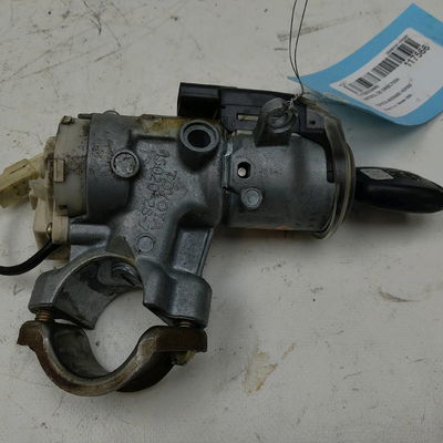 Antivol de direction Toyota AVENSIS VERSO (_M2_) 2.0 d (clm20_) (2001-2005)