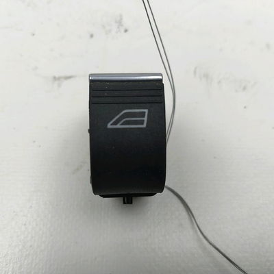 Commande lève-glace porte avant droite Ford FOCUS III 1.5 tdci (2014-2017)