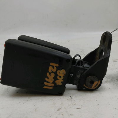Ancrage ceinture arrière droit Ford FOCUS I (DAW, DBW) 1.6 16v (1998-2004)