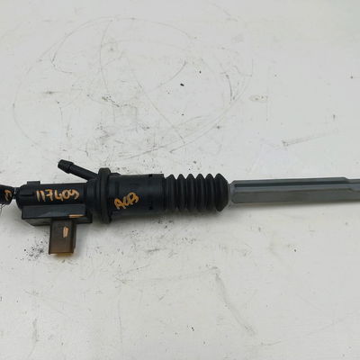 Emetteur embrayage Peugeot 2008 I (CU_) 1.2 thp 110 - puretech 110 (2015) 5 portes
