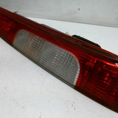 Feu arrière droit Ford FOCUS C-MAX (DM2) 2.0 tdci (2003-2007)