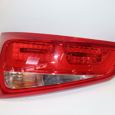 Feu arrière gauche Audi A1 (8X1, 8XK) 1.4 tfsi (2011-2015) 3 portes