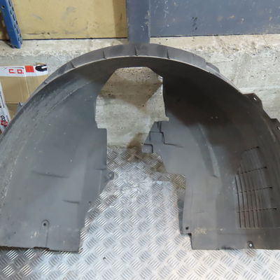 Pare-boue avant droit Volvo S90 II (234) D3 (2016-2018)