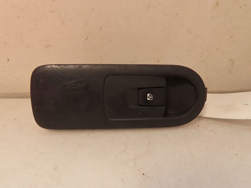 Commande lève-glace porte avant droite Renault GRAND SCÉNIC II (JM0-1_) 1.5 dci (jm02, jm13) (2004-2008)