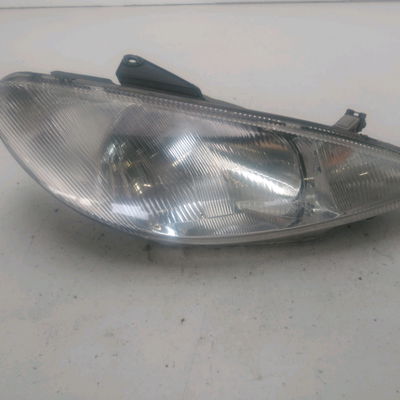 Phare droit Peugeot 206 3-5 portes (2A-C) 1.4 i (1998-2012) 3 portes