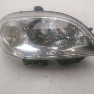 Phare droit CITROEN SAXO