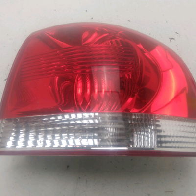 Feu arrière droit Volkswagen TOUAREG (7LA, 7L6, 7L7) 3.0 v6 tdi (2004-2010)