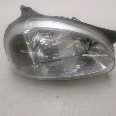 Phare droit Opel CORSA B (S93) 1.4 i (f08, f68, m68) (1993-2000)