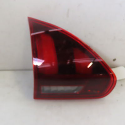 Feu arrière intérieur droit Peugeot 2008 I (CU_) 1.2 thp 110 - puretech 110 (2015) 5 portes