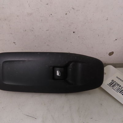 Commande lève-glace porte avant droite Peugeot 2008 I (CU_) 1.2 vti (2013-2018)