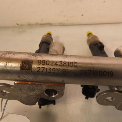 Rampe injection Peugeot 2008 I (CU_) 1.2 thp 110 - puretech 110 (2015) 5 portes