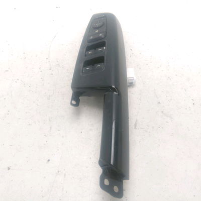 Commande lève-glace porte avant gauche KIA SPORTAGE 4