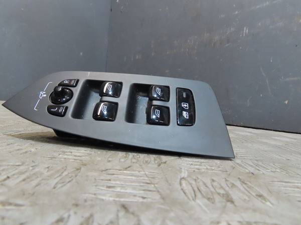 Commande lève-glace porte avant gauche Volvo S90 II (234) D3 (2016-2018)