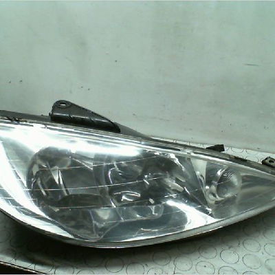 Phare droit Peugeot 206 3-5 portes (2A-C) 1.4 hdi eco 70 (2001-2009) 5 portes