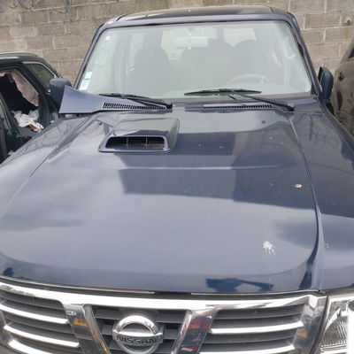 Capot Nissan PATROL GR V Wagon (Y61) 3.0 dti (2000)