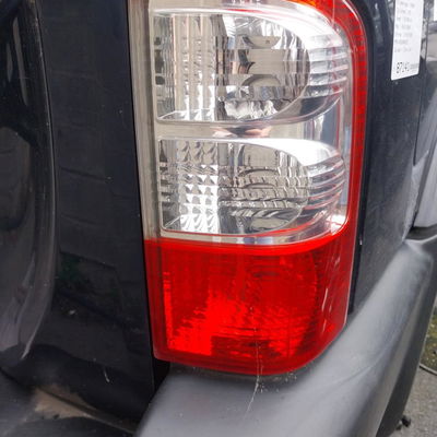 Feu arrière droit Nissan PATROL GR V Wagon (Y61) 3.0 dti (2000)