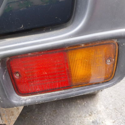 Feu brouillard arrière droit Nissan PATROL GR V Wagon (Y61) 3.0 dti (2000)