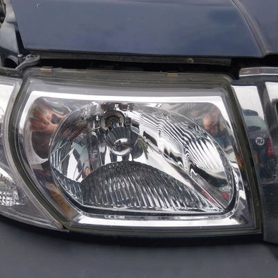Phare droit Nissan PATROL GR V Wagon (Y61) 3.0 dti (2000)
