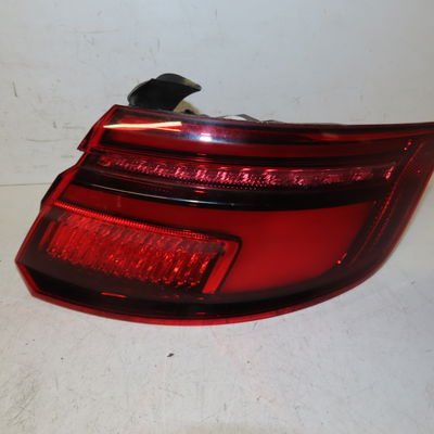 Feu arrière droit Audi A3 Sportback (8VA, 8VF) 2.0 tfsi (2016-2020)