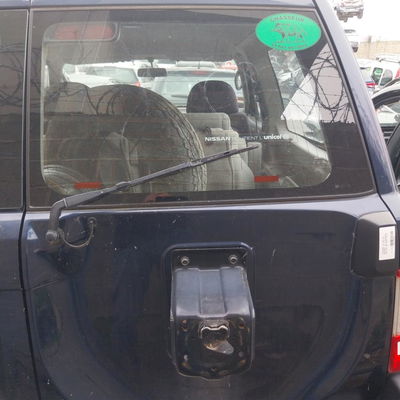 Porte battante arrière droite Nissan PATROL GR V Wagon (Y61) 3.0 dti (2000)