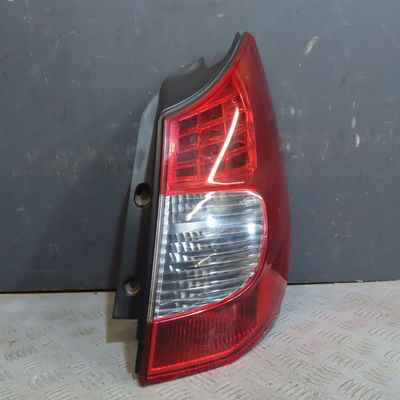 Feu arrière droit Renault SCÉNIC II (JM0-1_) 1.5 dci (jm1e, jm16) (2005-2008) 5 portes