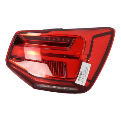 Feu arrière droit Audi Q2 (GAB, GAG) 1.4 tfsi (2016)