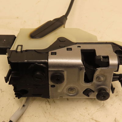 Serrure porte avd Peugeot 2008 I (CU_) 1.2 thp 130 - puretech 130 (2015)