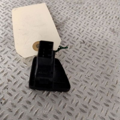 Commande lève-glace porte avant droite Fiat 500 (312_) 1.2 (312axa1a) (2007) 3 portes