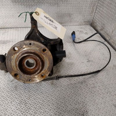 Pivot avd Peugeot 208 I (CA_, CC_) 1.2 vti 82 (2012)