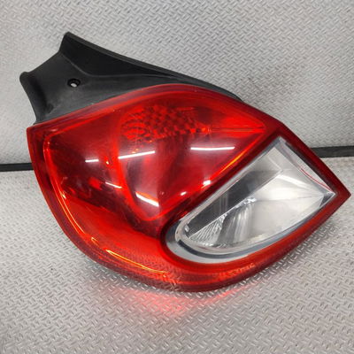 Feu arrière gauche Renault CLIO III (BR0-1, CR0-1) 1.5 dci (2010-2014) 5 portes