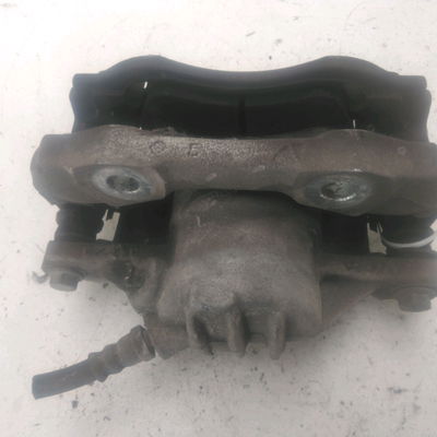 Etrier de frein avant droit Peugeot 208 I (CA_, CC_) 1.6 hdi (2012) 5 portes