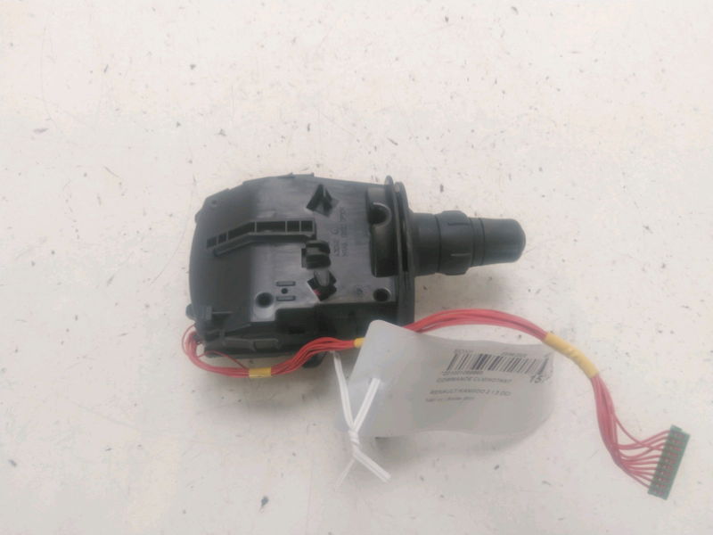 Commande clignotant Renault KANGOO - GRAND KANGOO II (KW0-1_) 1.5 dci 90 (kw05, kw08, kw0g, kw11) (2008)