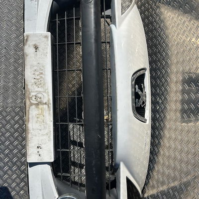 Pare-choc avant Peugeot 207-207 (WA_, WC_) 1.4 (2006-2013) 5 portes