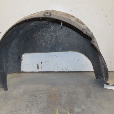 Pare-boue arrière gauche Renault KANGOO - GRAND KANGOO II (KW0-1_) 1.6 16v (kw03, kw09, kw0d, kw0u, kw0w, kw13) (2008) 4 portes