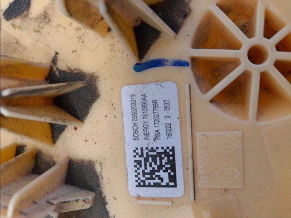 Pompe à carburant immergée Renault MEGANE IV 3-5 portes (B9A-M-N_) 1.5 dci 110 (b9a3) (2015)