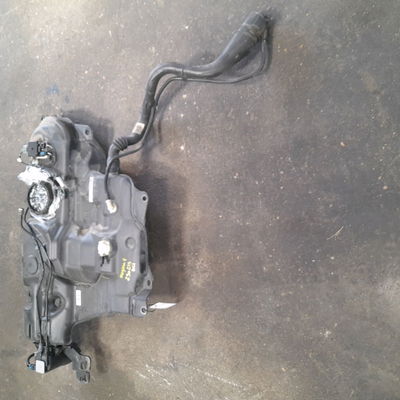 Reservoir carburant Renault MEGANE IV 3-5 portes (B9A-M-N_) 1.5 dci 110 (b9a3) (2015)