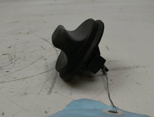 Bouchon reservoir a carburant Renault MEGANE I Break (KA0-1_) 1.4 16v (ka0d, ka1h, ka0w, ka10) (1999-2003)