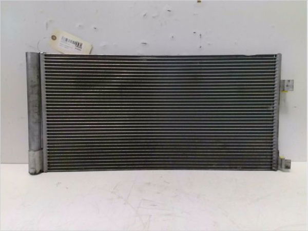 Condenseur clim Renault LAGUNA III (BT0-1) 2.0 dci (bt07, bt0j, bt14, bt1a, bt1s) (2007-2015) 5 portes