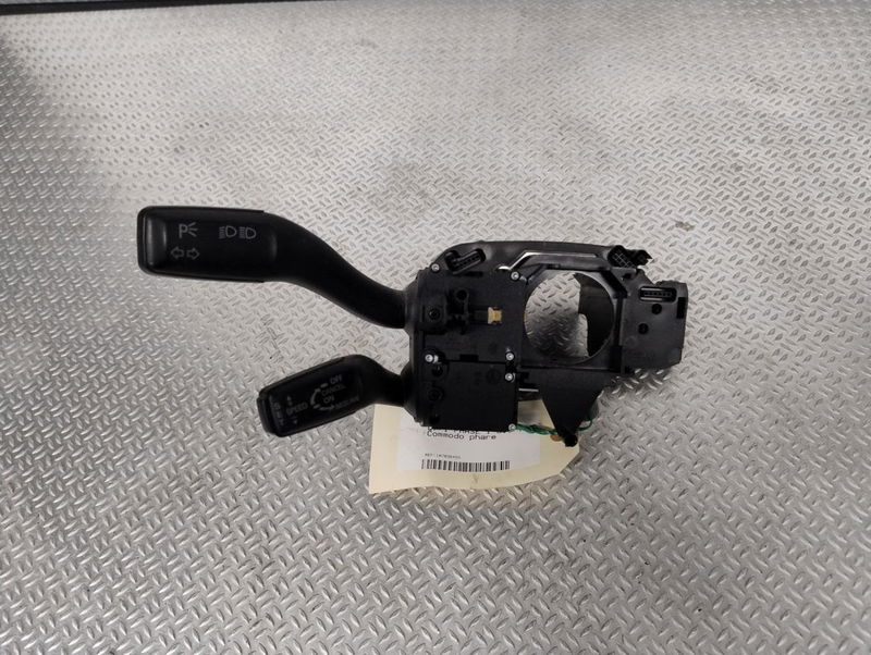 Commande clignotant Audi Q7 (4LB) 3.0 tdi quattro (2006-2008)