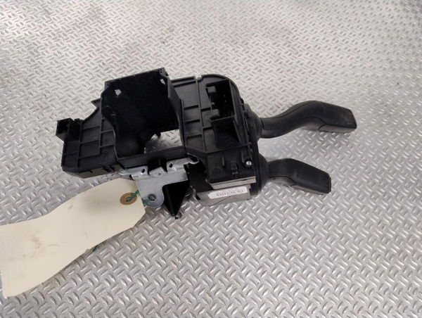 Commande clignotant Audi Q7 (4LB) 3.0 tdi quattro (2006-2008)