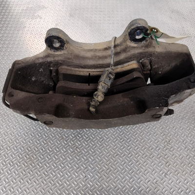Etrier de frein avant droit Audi Q7 (4LB) 3.0 tdi quattro (2006-2008)