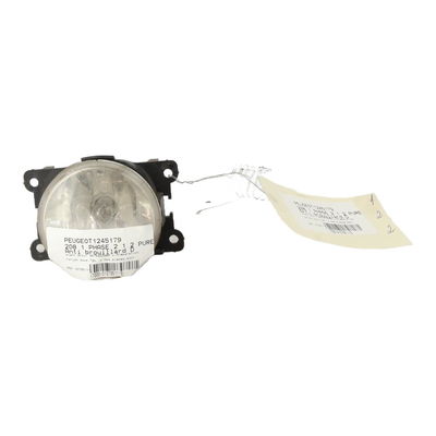 Phare antibrouillard avant droit Peugeot 208 I (CA_, CC_) 1.2 thp 110 (2013)