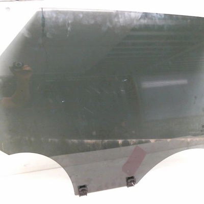 Glace porte ar d Peugeot 3008 SUV (MC_, MR_, MJ_, M4_) 1.2 hybrid 136 (mrhpye) (2023)