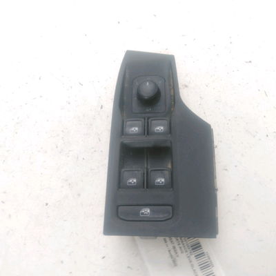 Commande lève-glace porte avant gauche Seat IBIZA V (KJ1, KJG) 1.0 tsi (2017)