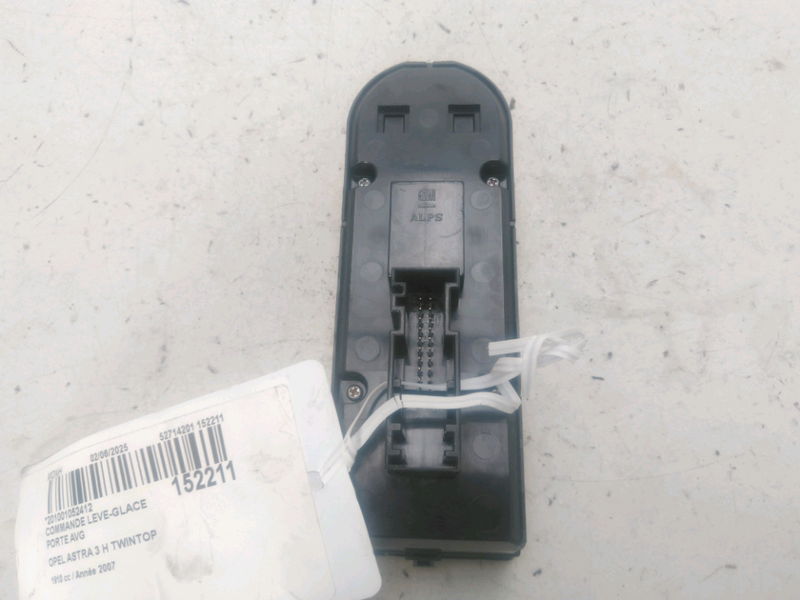 Commande lève-glace porte avant gauche Opel ASTRA H TwinTop (A04) 1.9 cdti (l67) (2005-2010)